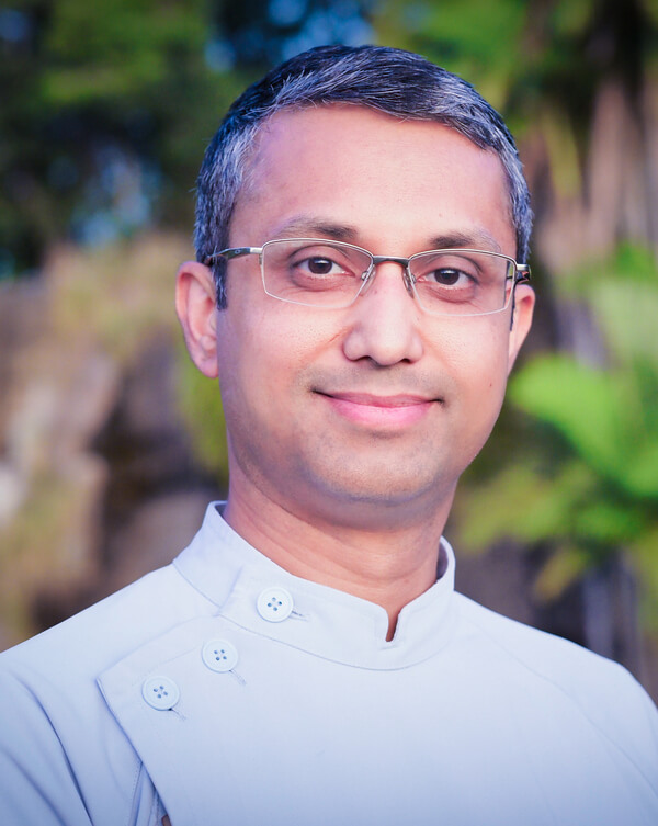 Dr. Hira's - About us